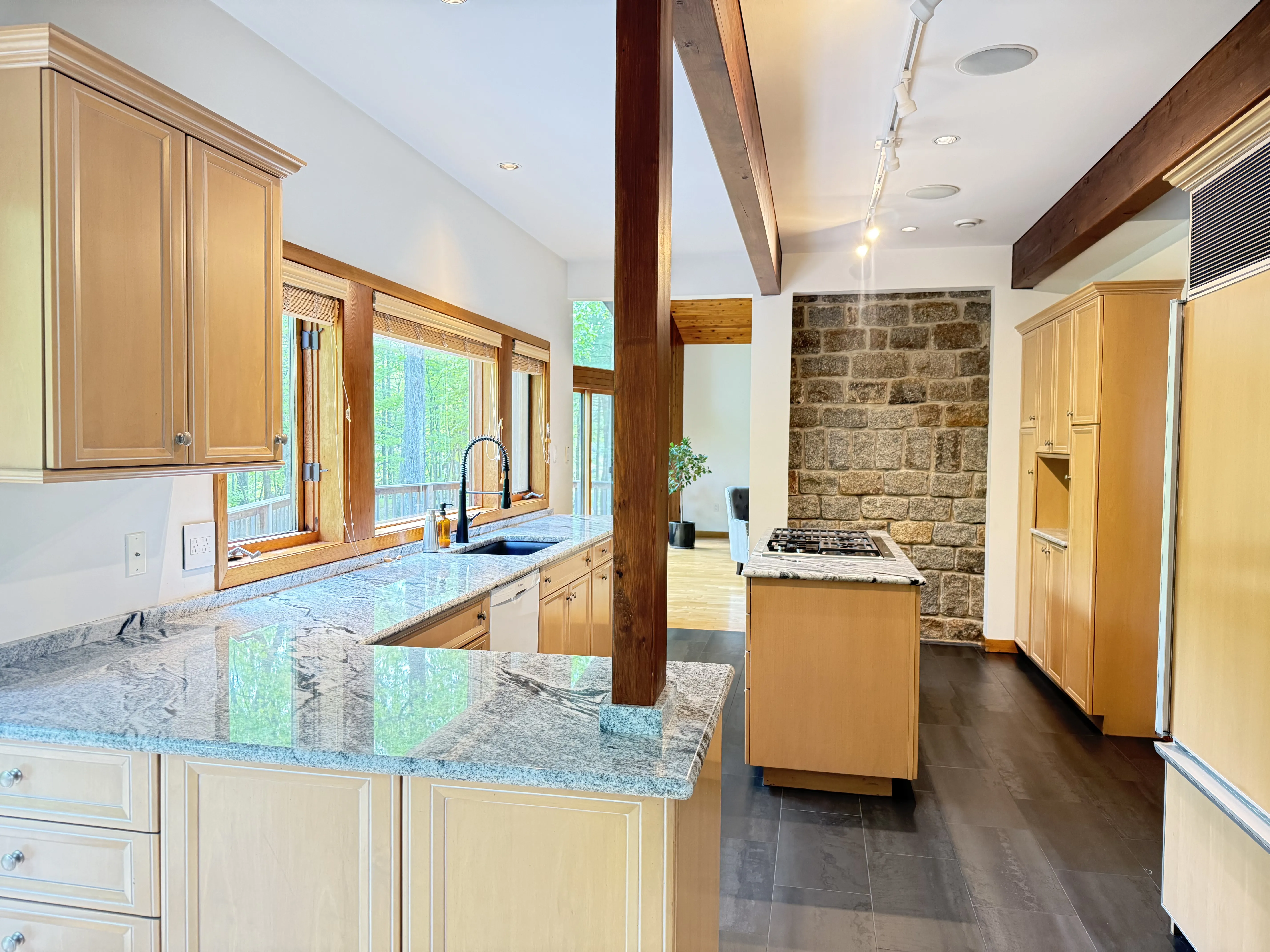 Deep cleaned bathroom